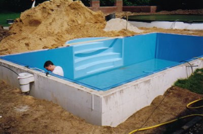 Maatwerk zwembad - Opbouw van het zwembad - Stappen